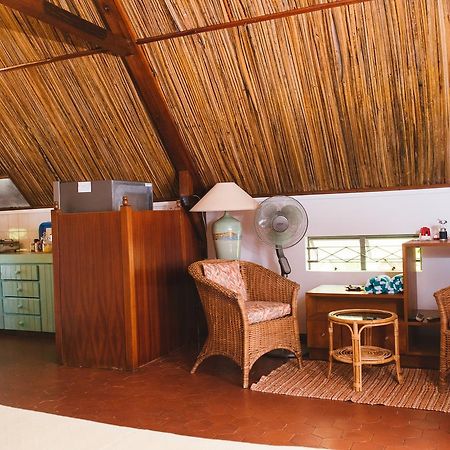 Coconuts Villa Grand Baie Bagian luar foto