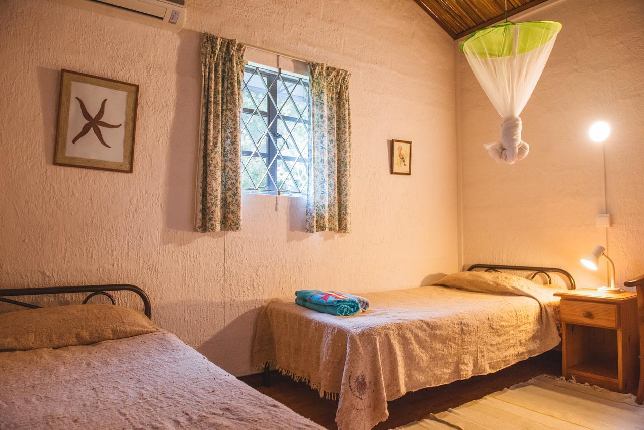Coconuts Villa Grand Baie Bagian luar foto