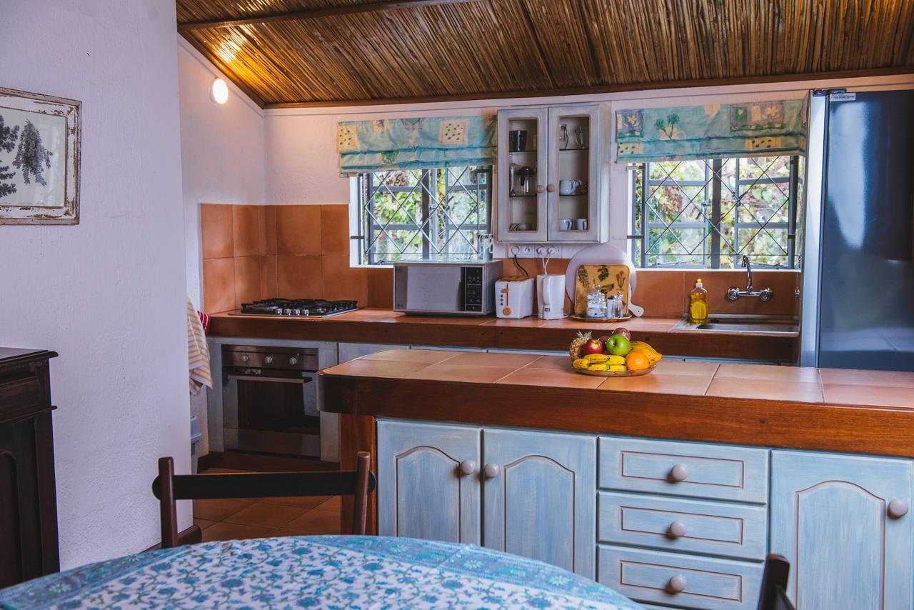 Coconuts Villa Grand Baie Bagian luar foto